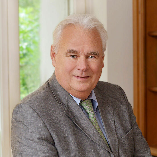 Porträtfoto Dr. Rudolf Lauda